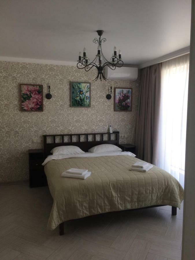 Guest House Гости Pizunda Exterior foto